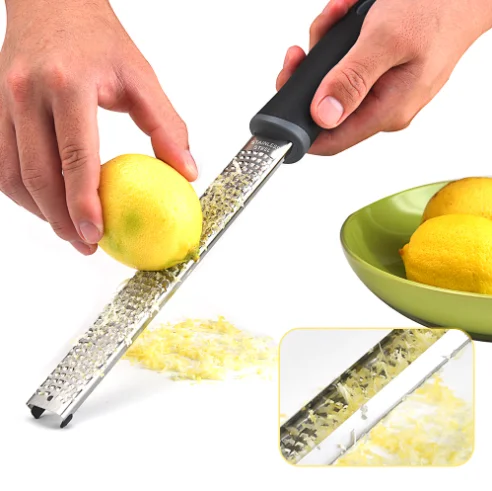 
Professional stainless steel zesting tools with brush easy clean kitchen cheese grater lemon zester with protective cover 