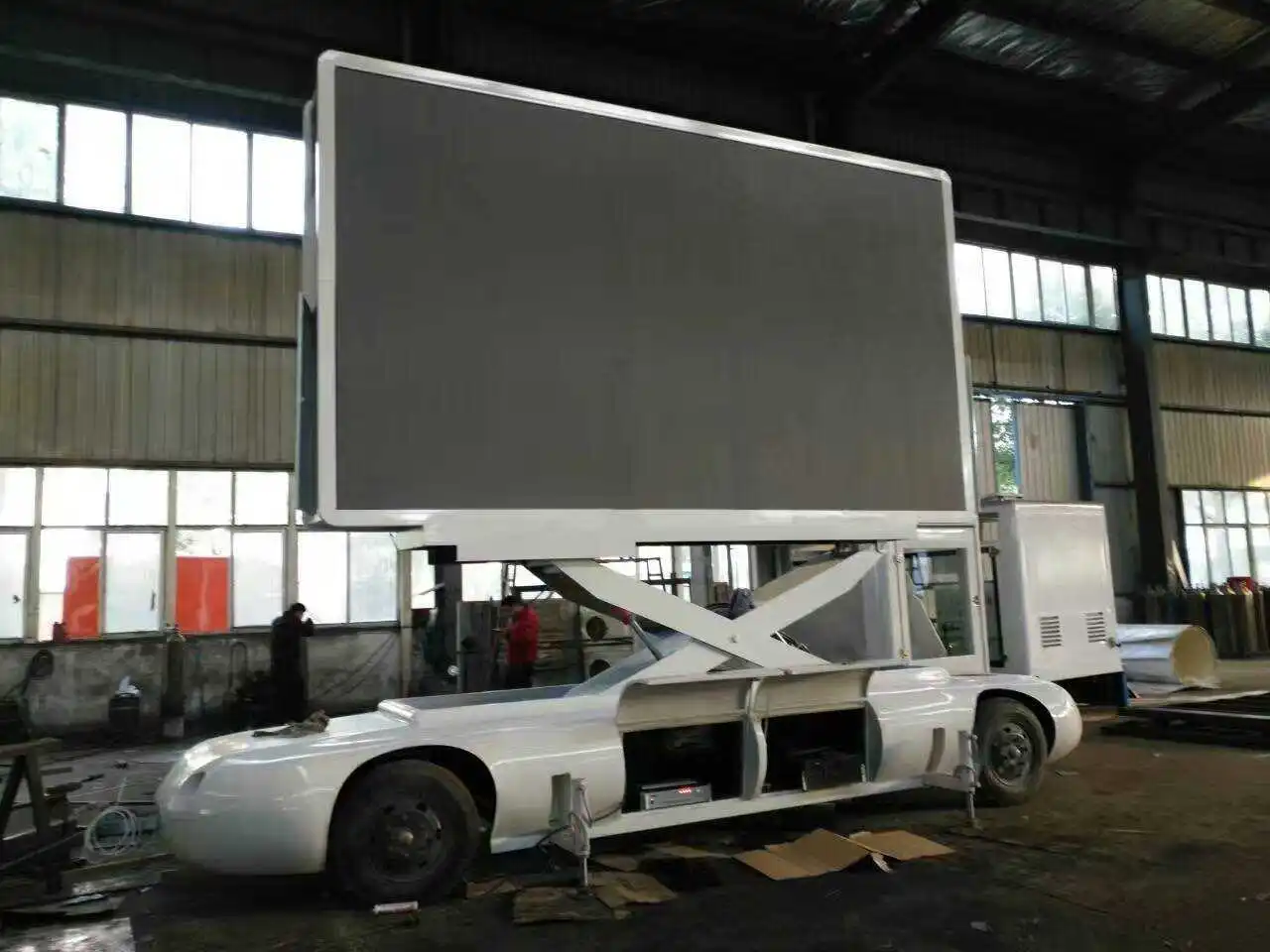 P6 outdoor full color mobile led screen trailer trailer led display