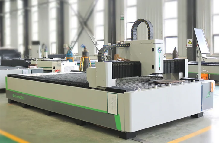 BCAM carbon steel 3015 ipg 3kw 4kw 6kw laser source fiber laser cutting machine price for sheet metal