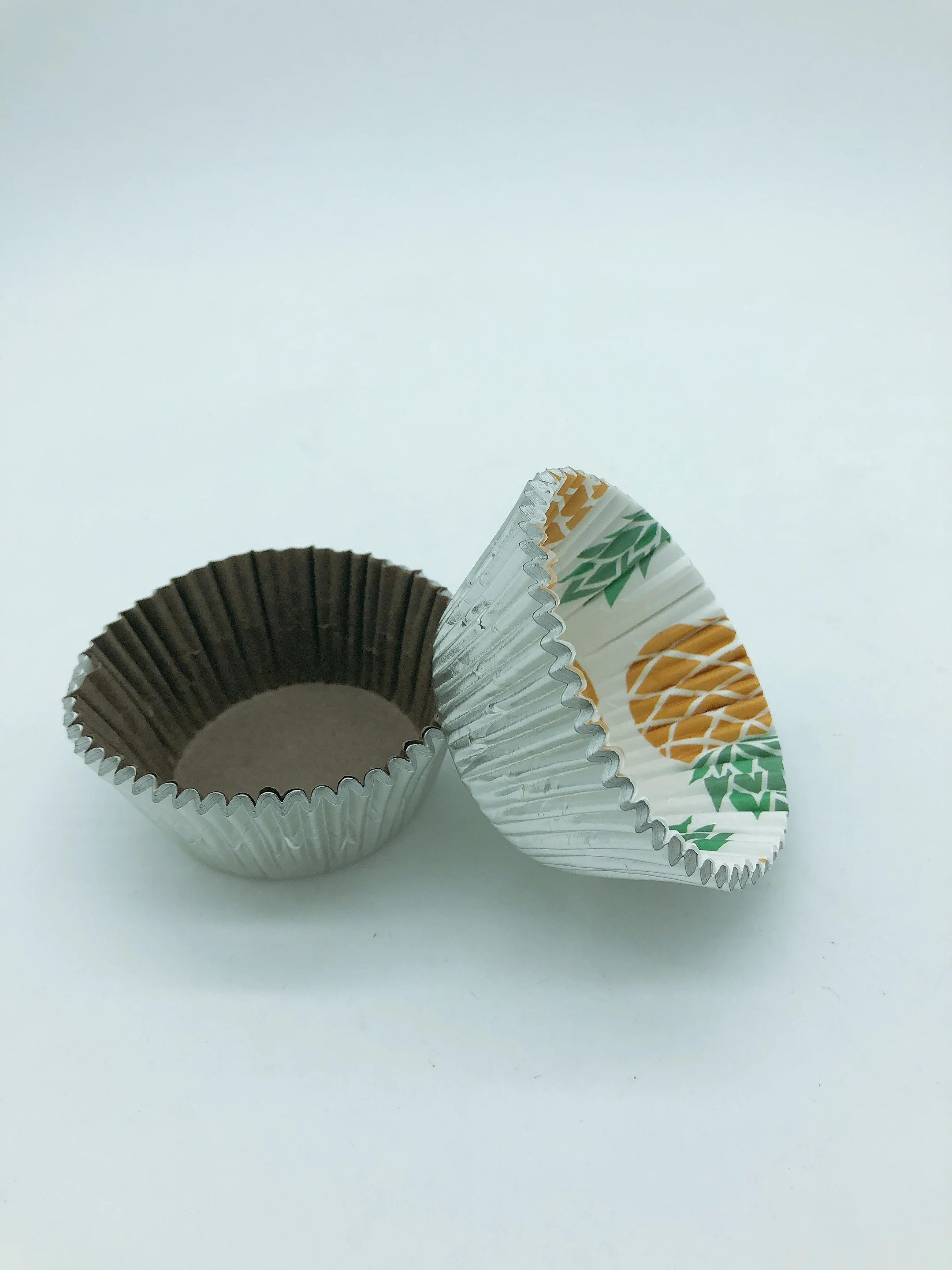 Silvery Aluminum foil paper cupcake cups round baking cake liner