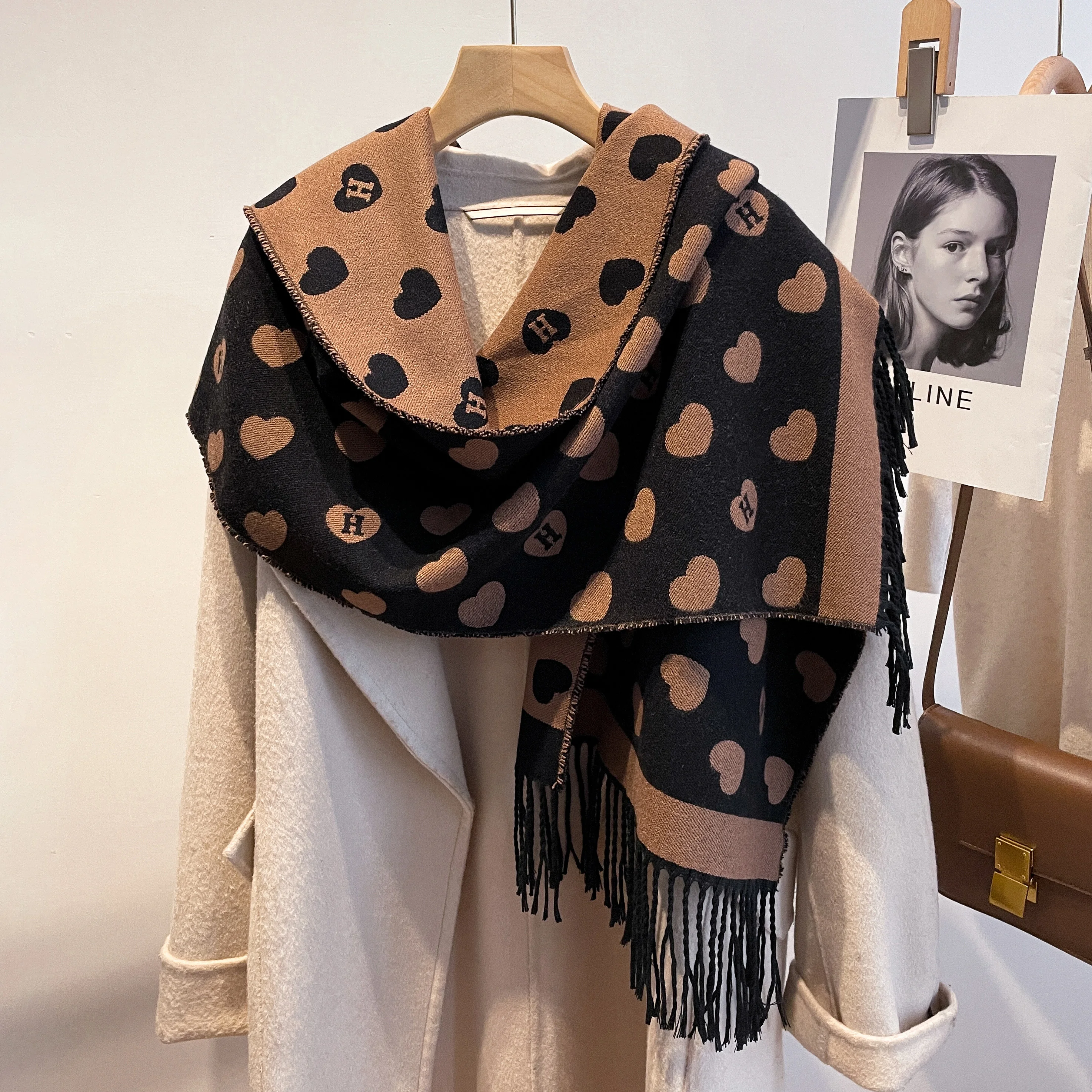 Wholesale New Luxury Designer Fashion Long Pashmina Cashmere Winter Warm Blanket Shawl Scarf For Women