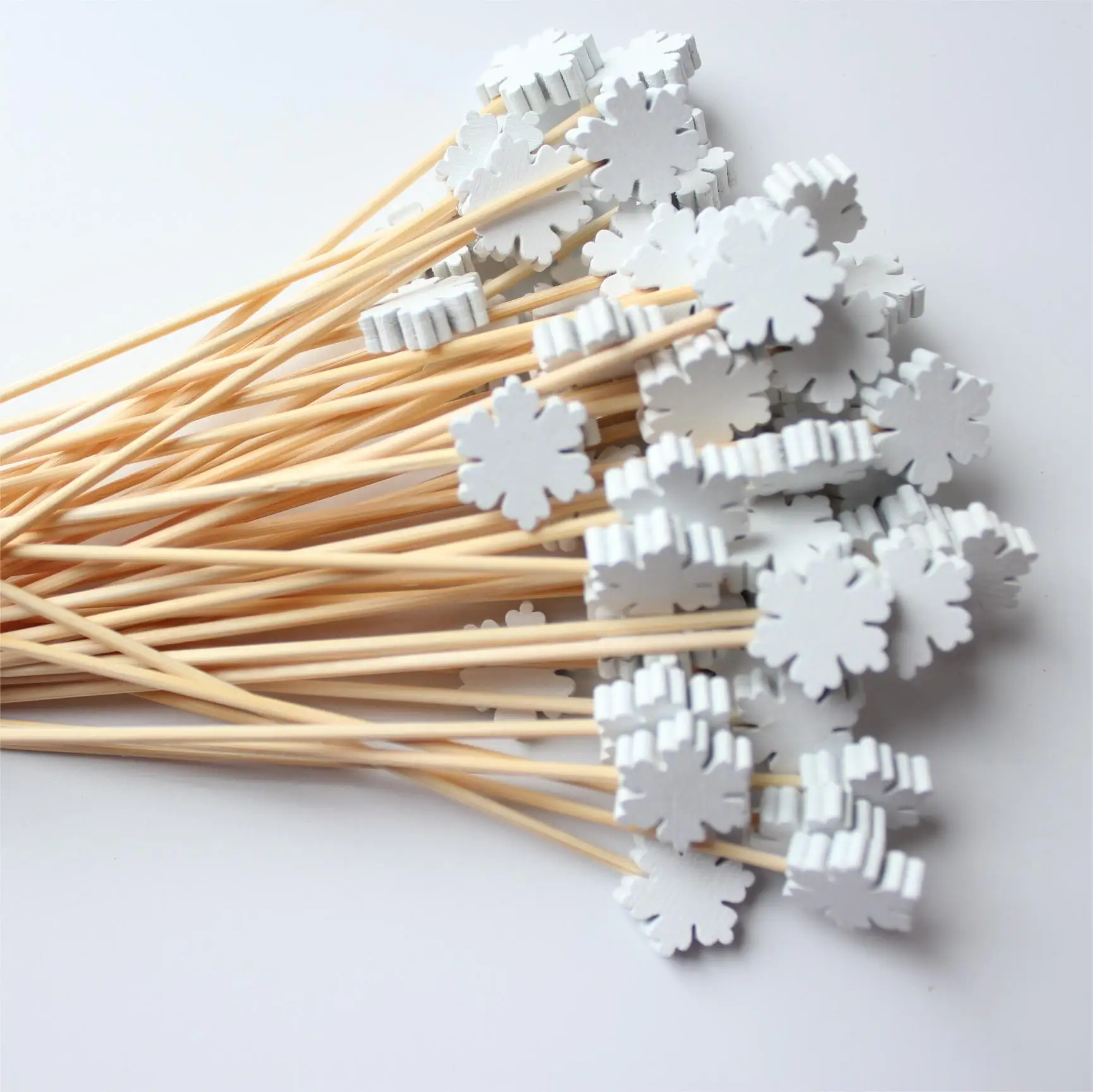 Disposable Long Rose Flower Bamboo Picks Sticks Custom More Design Drinking Cake Decorate Sticks