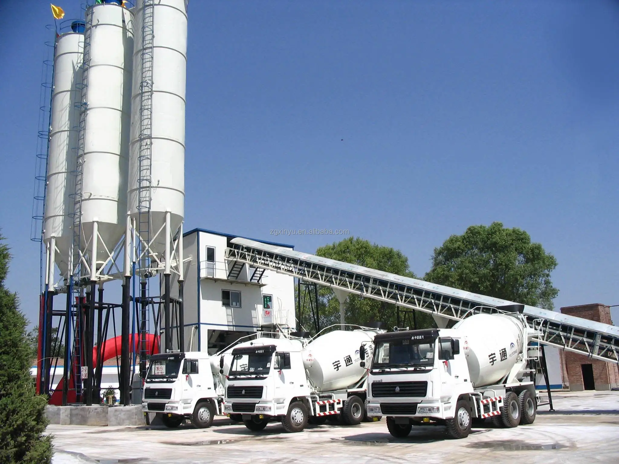 Concrete Batching Plant Hot Sale Mobile Mini Products Ready Mixed Low Price concrete Mixer batching plant Cement Silo For Sale