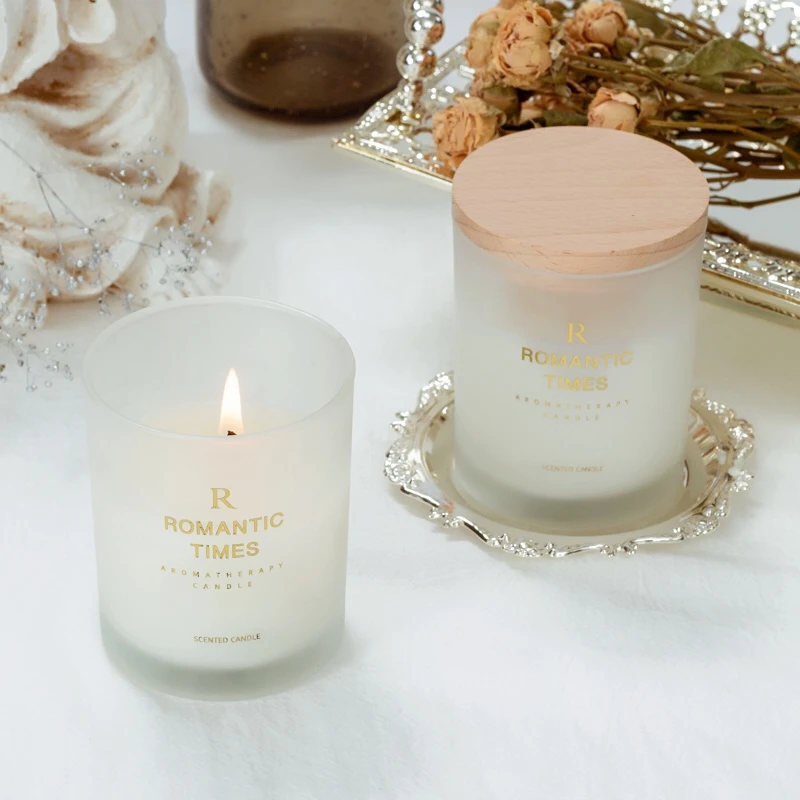high quality home decoration spirit relax frosted glass jar with wooden cover plant wax aromatherapy candle