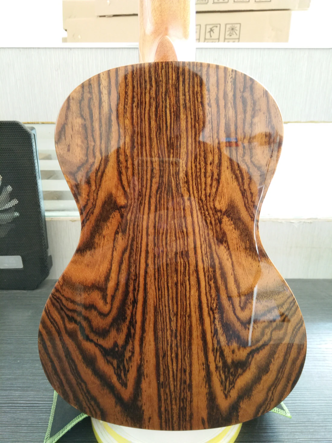 23 Inch Full Color Colored Butterfly Wood Wholesale Acoustic Ukulele Best Rosewood Acoustic Ukulele