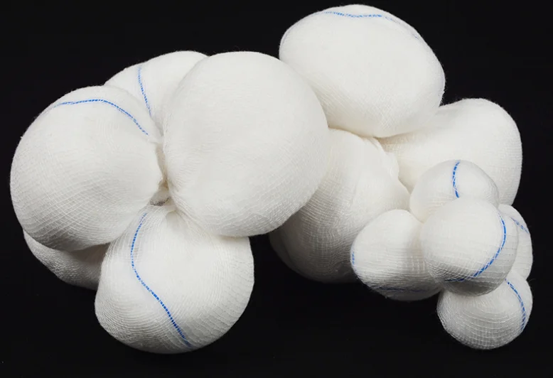 100% natural cotton factory supply soft absorbent cotton balls wholesale China OEM surgical Gauze cotton balls