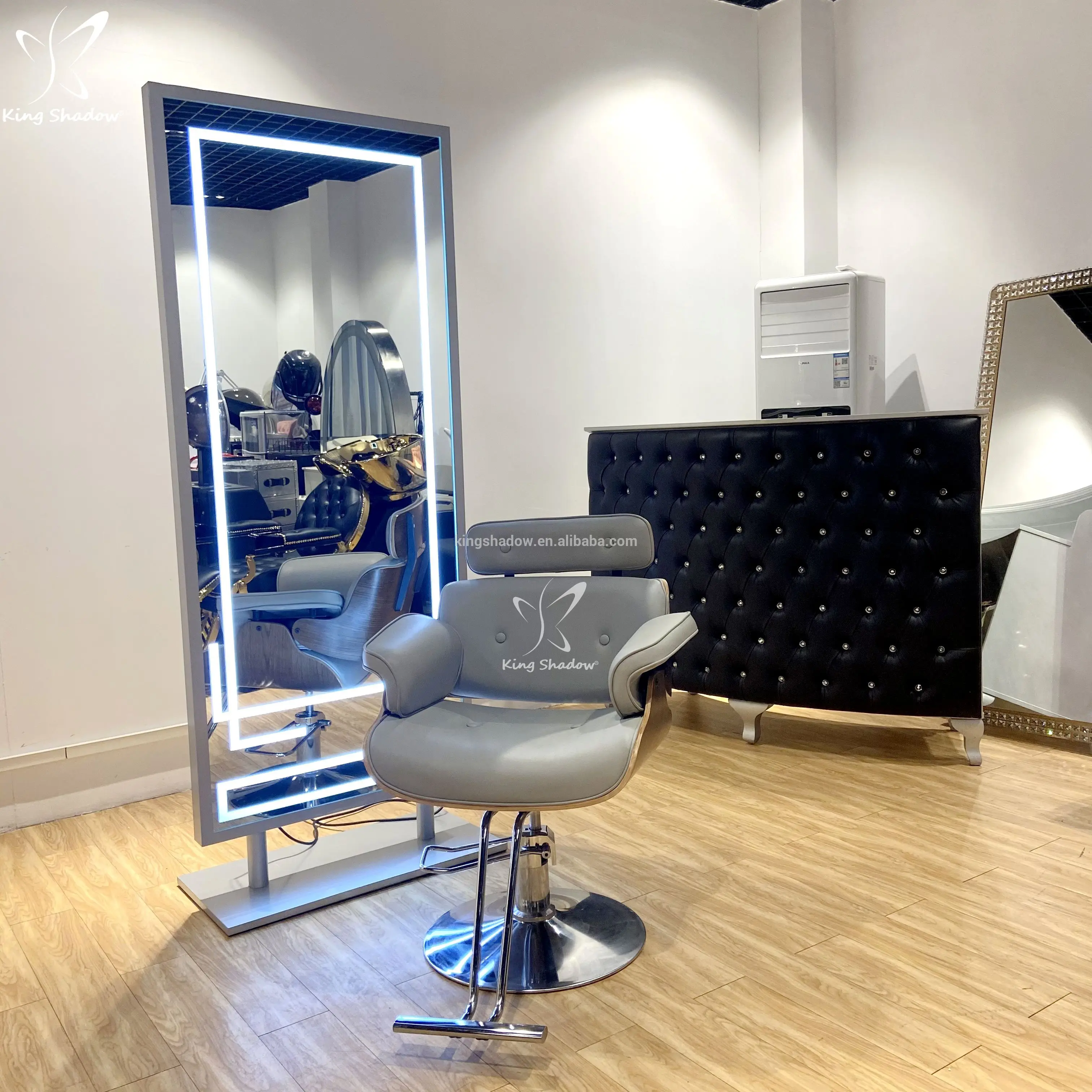 New design salon furniture lighting mirror barber stations wholesale salon station makeup mirror