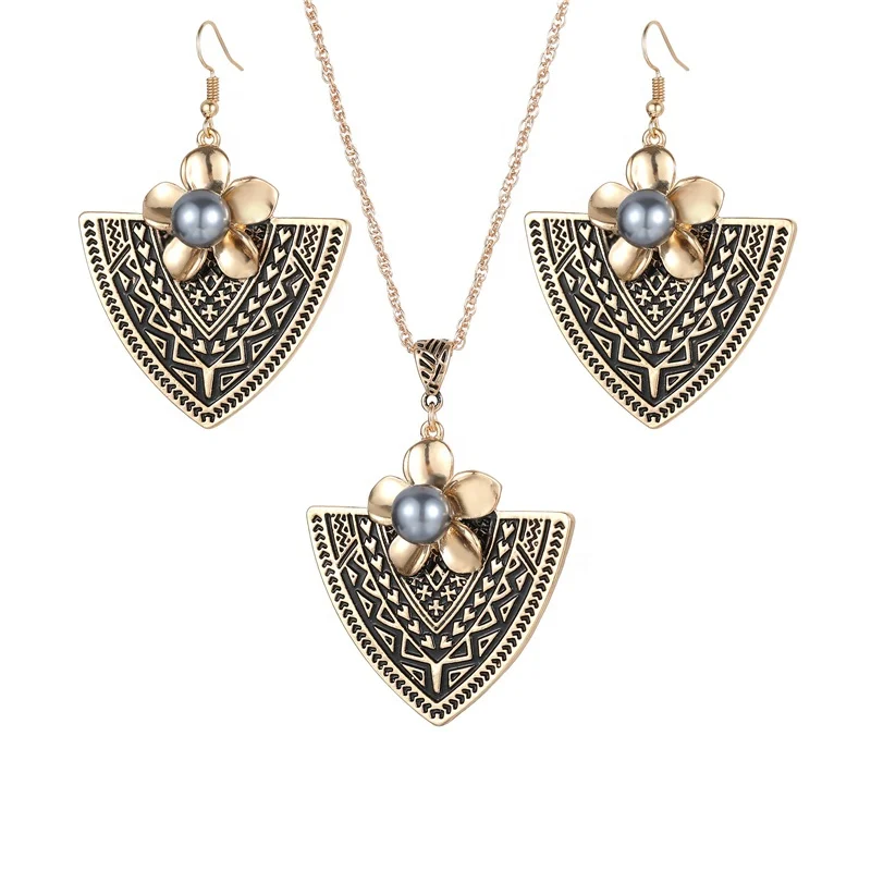 Hot Selling Cheap Jewelry Set Hawaiian Retro Triangle Earrings Necklace Set For Women