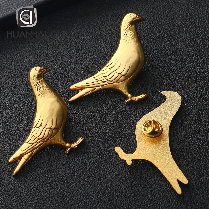 customize 3D pigeon bird animal plating gold shiny metal lapel pin badge brooch