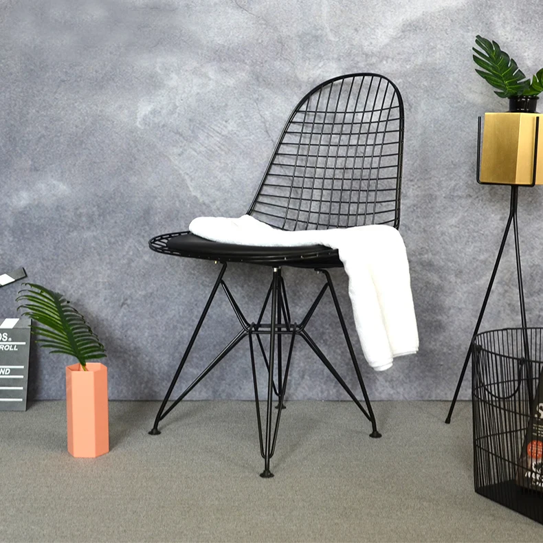 
nice deisgn Black or White Wire Chair Modern Design Classic coffee metal cheap chair 