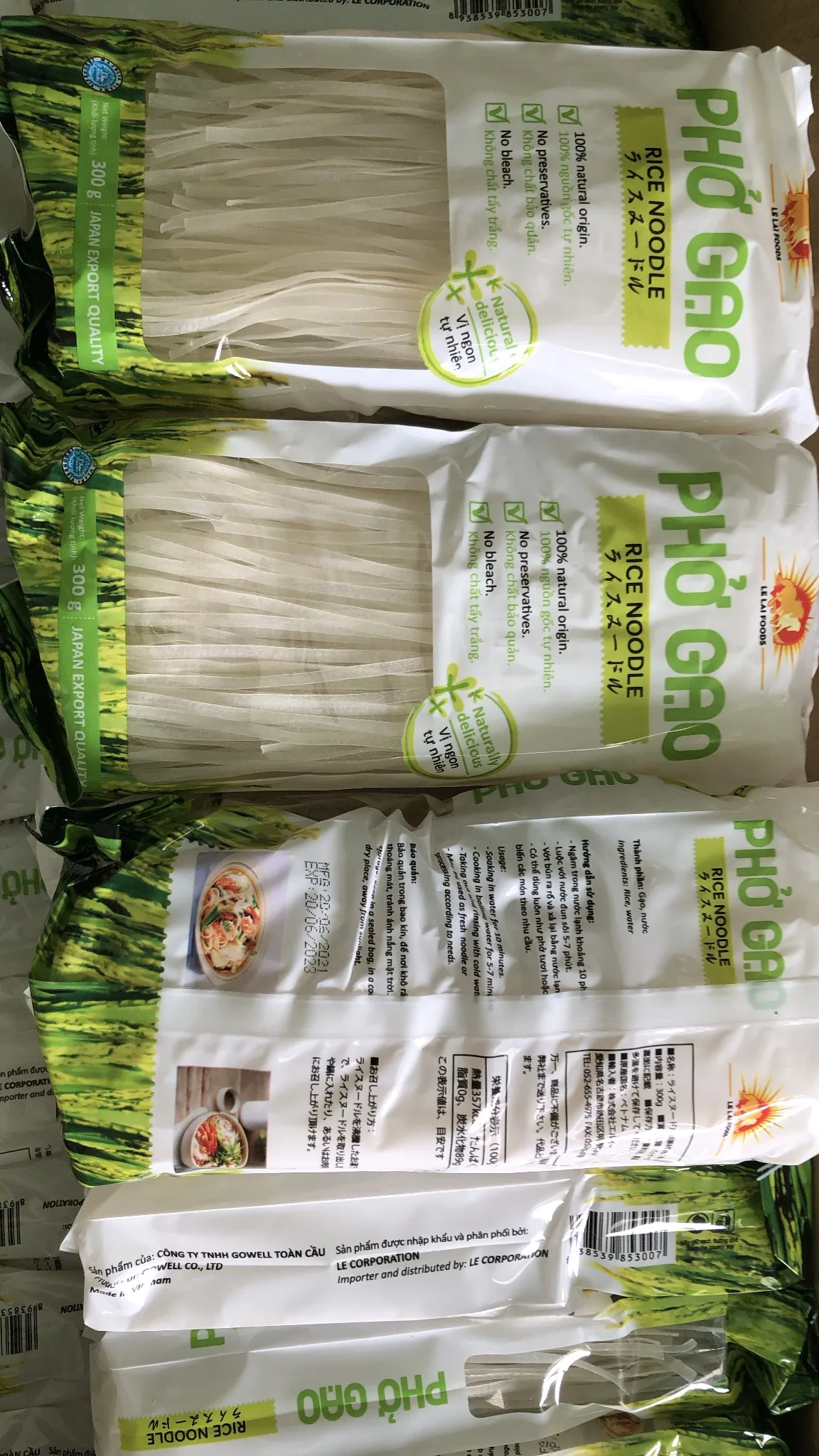 Hot Product OEM Service Free Sample Vietnam Factory Dry Fresh Rice Noodles on Sale Instant Rice Noodle