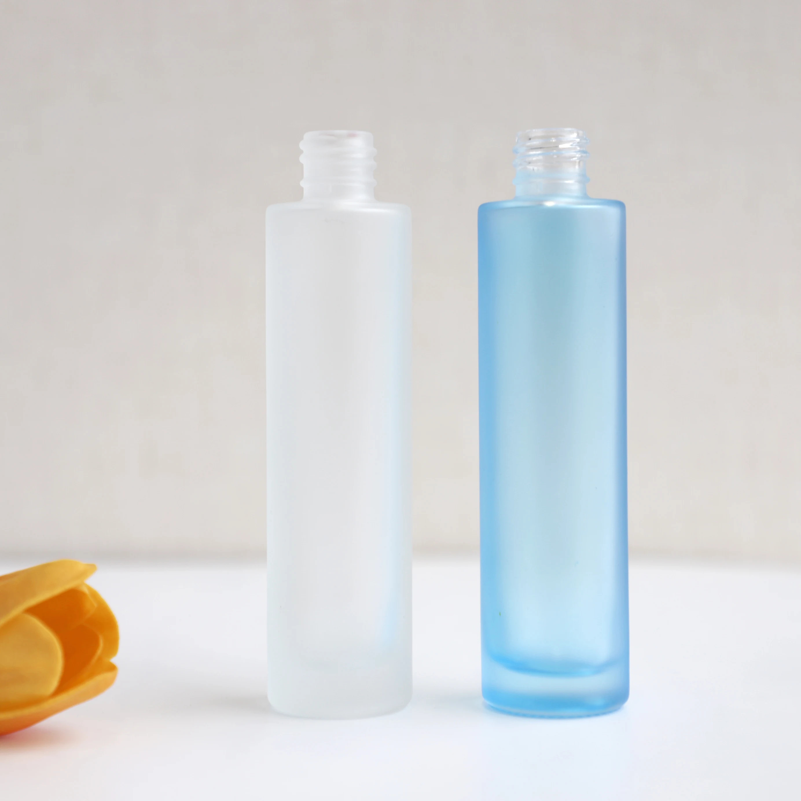 Тонкий высокий цилиндр 50 мл стеклянная бутылка для духов крем лосьон тонер