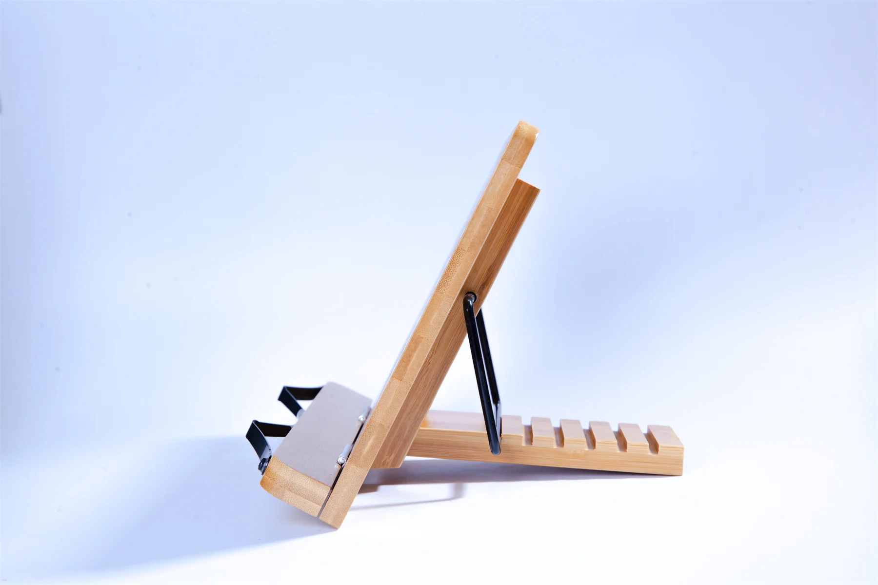 Guaranteed Quality Foldable Rectangle Shape Bamboo Book Reading Stand Holder From China