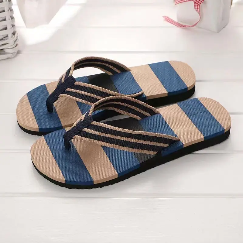 Wholesale Flip-flops Massage Granule Men Slippers Comfortable Beach Sandals Men Casual Shoes House Flip Flops Bathroom Shoes