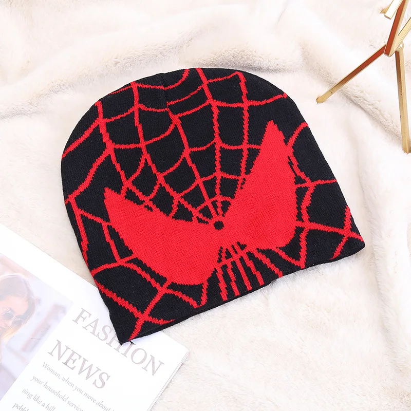 Европейская и американская популярная сетчатая вязаная шапка Человека-паука для мужчин и женщин теплая шерстяная шапка с мультяшным принтом оптом