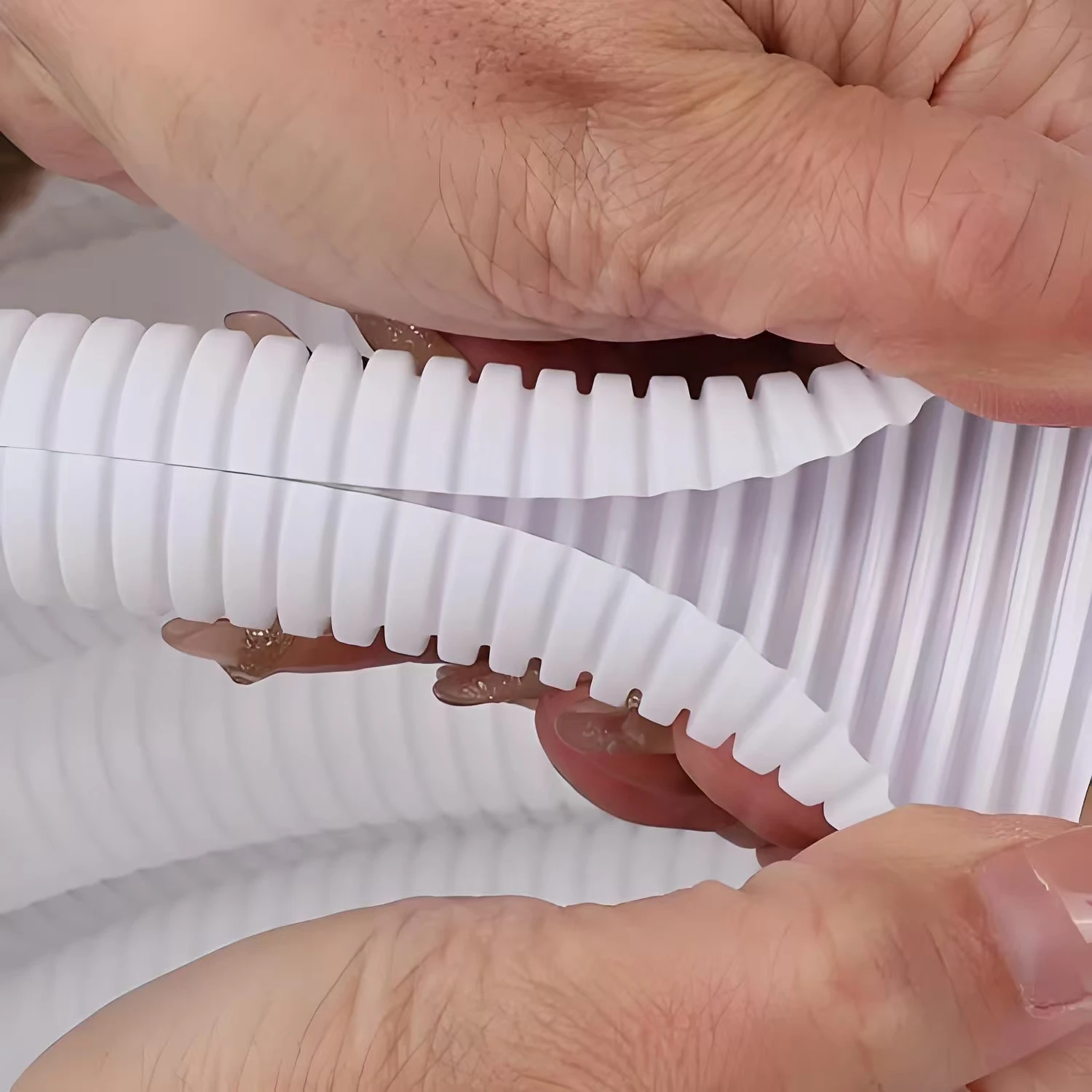 Small Corrugated HDPE Pipe Environmentally Friendly, Non-corrosive, and Long Service Life.