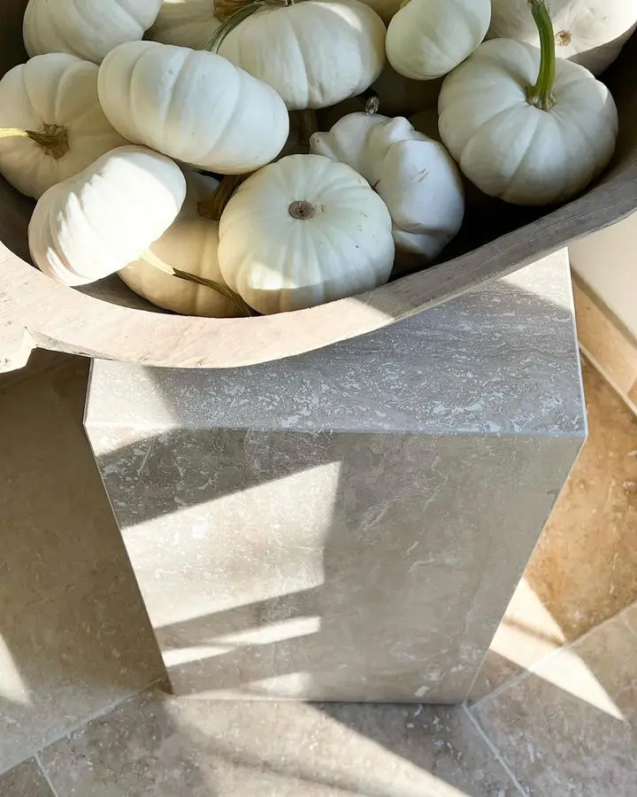Manufacture Natural Travertine Plinth Home Accessories For Living Room Decor Interior Travertine Plinth Decoration