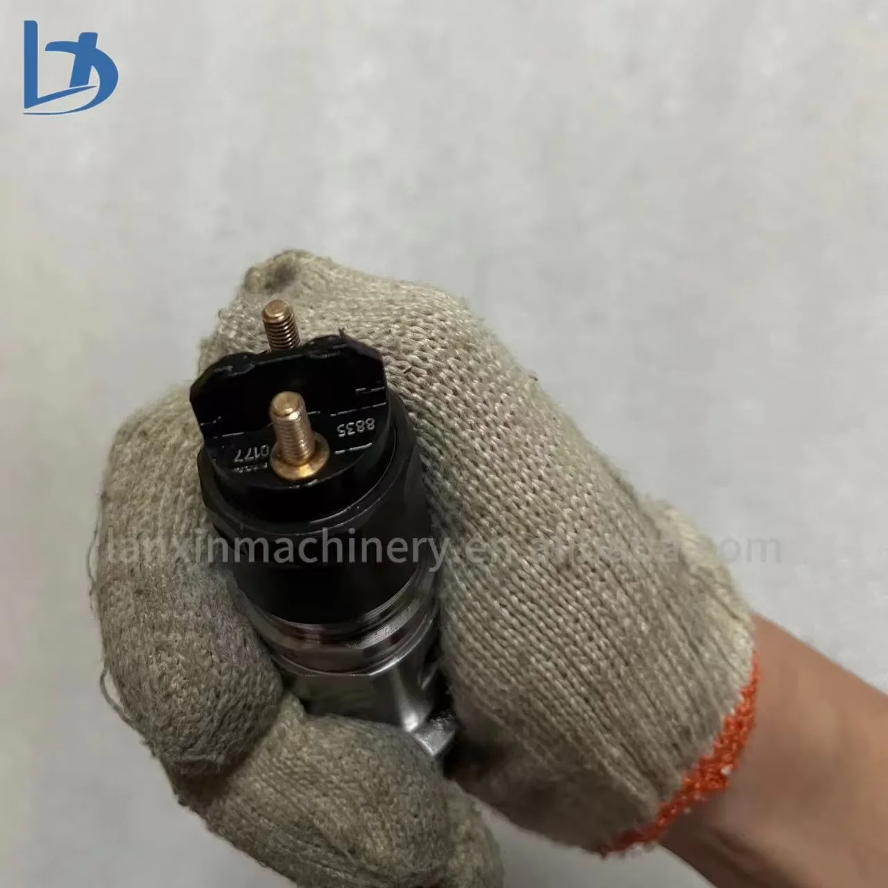 Дизельный экскаватор аксессуары Common rail инжектор 8835-0177 подходит для PC210-10 Komatsu