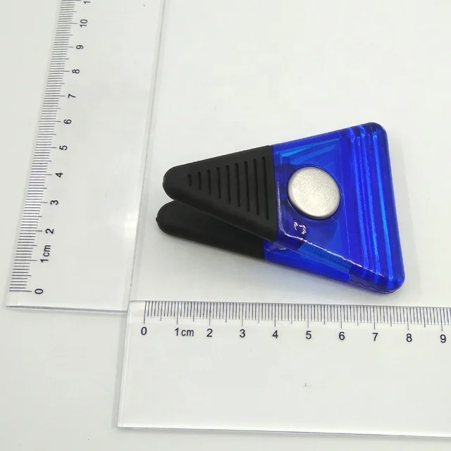 plastic triangle fridge magnet paper clip