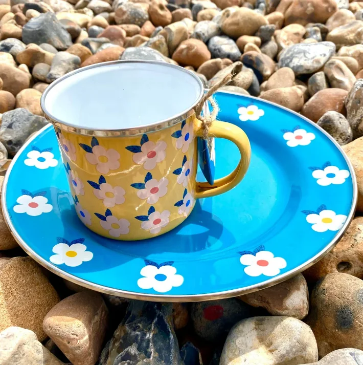 Enamel Mug Set of 4,12Oz Enamel Coffee Tea Mugs Cups Red/Yellow/Green/Blue Drinking Mug Tin for Home Office Travel Camping