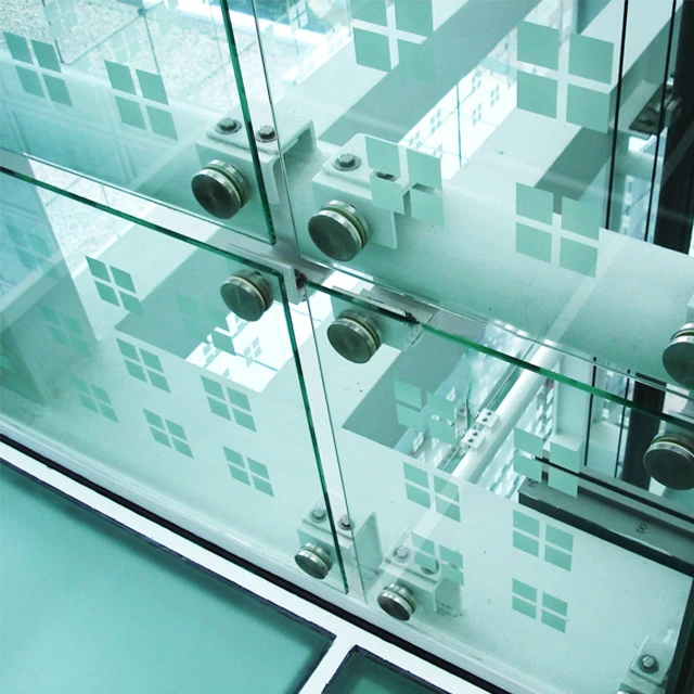 Безопасное закаленное стекло 3-19 мм