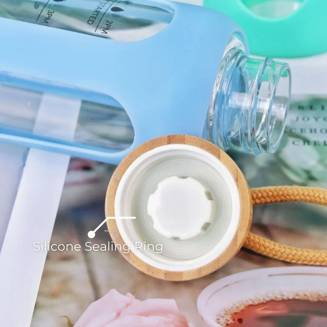 1000ML/32 OZ glass water bottle with silicone sleeve bamboo lid time marker