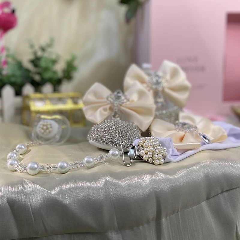 Dollbling Design Crystal Pacifier Bottle Rhinestone Cute Bling Baby Headband Shoes for Luxury Dubai Baby Shower Gift Set