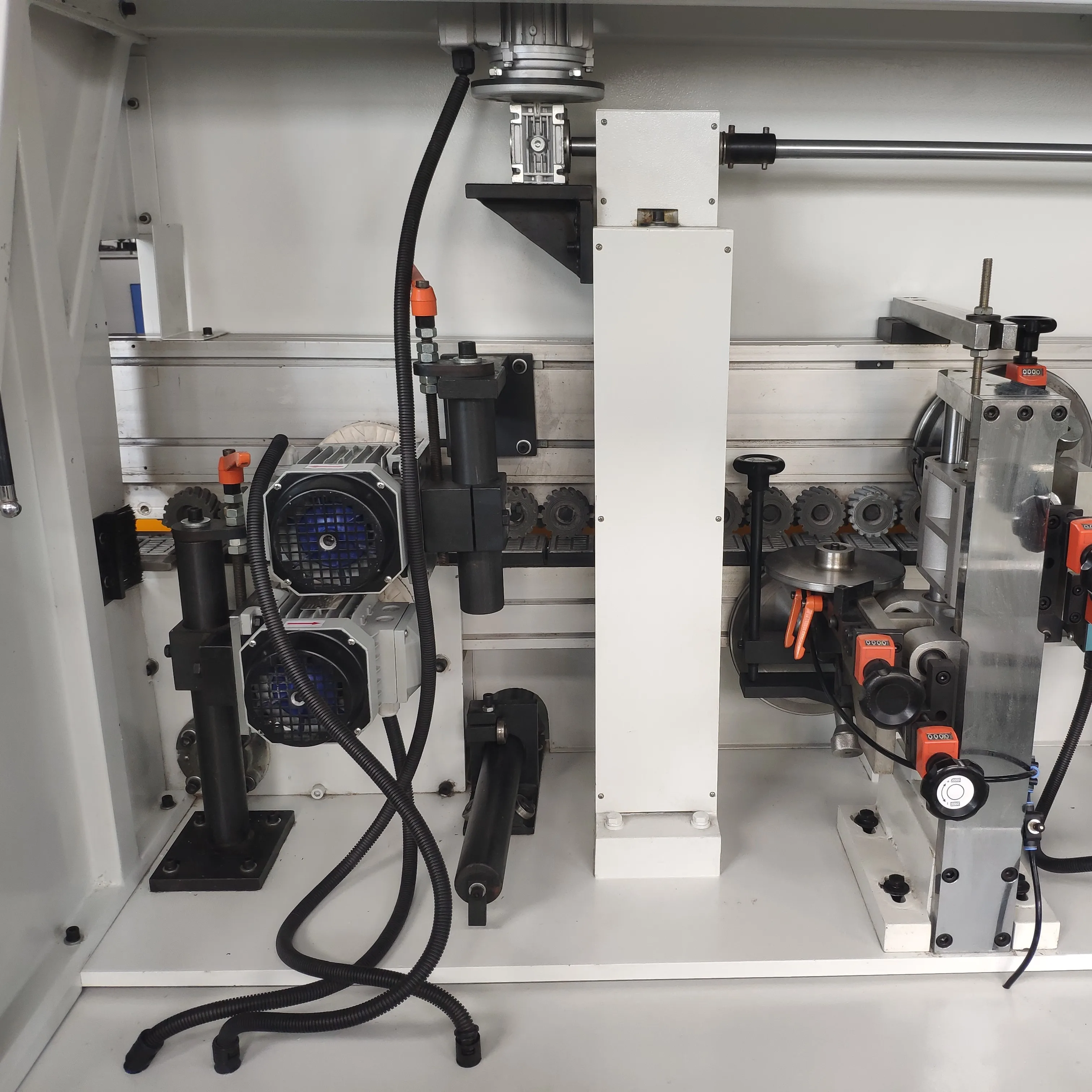 
EVOK TC-60A EDGE BANDING MACHINE 