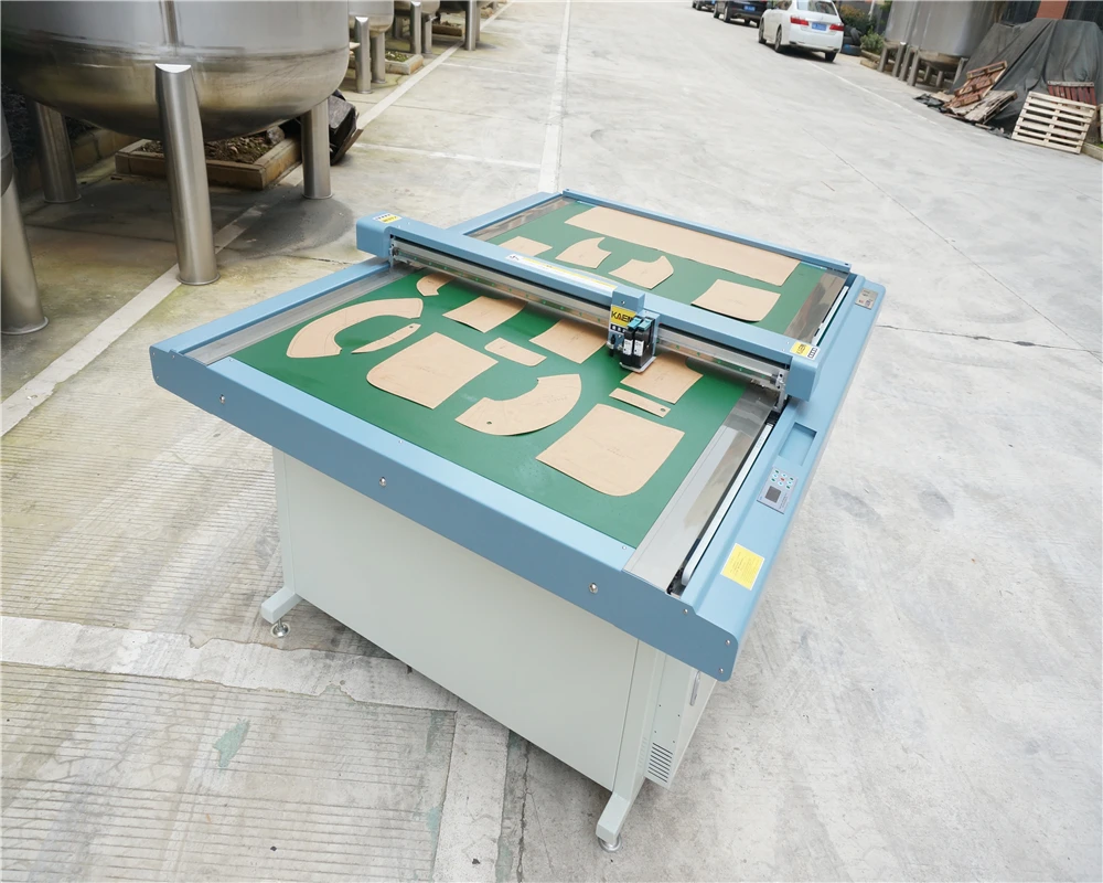 China CNC Textile Fabric Leather PVC and Paper Vibrating Knife Cutting Machine Plotter