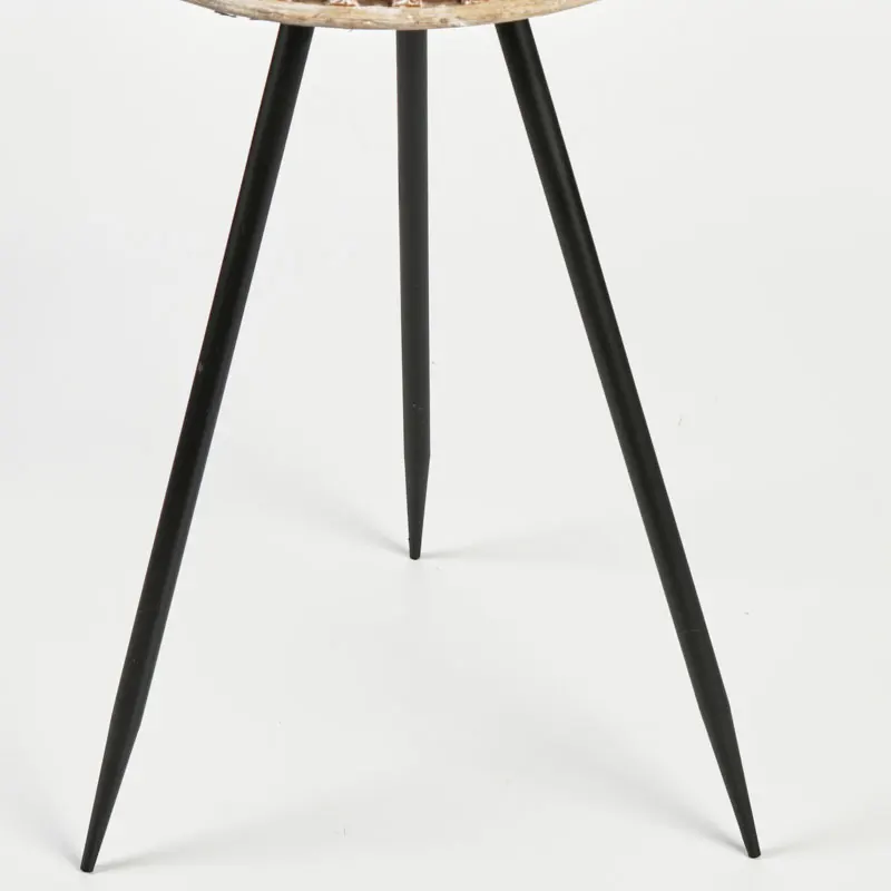 New Type Nature Rattan Furniture Creative Planter With Metal Stand Rattan Plant Stand