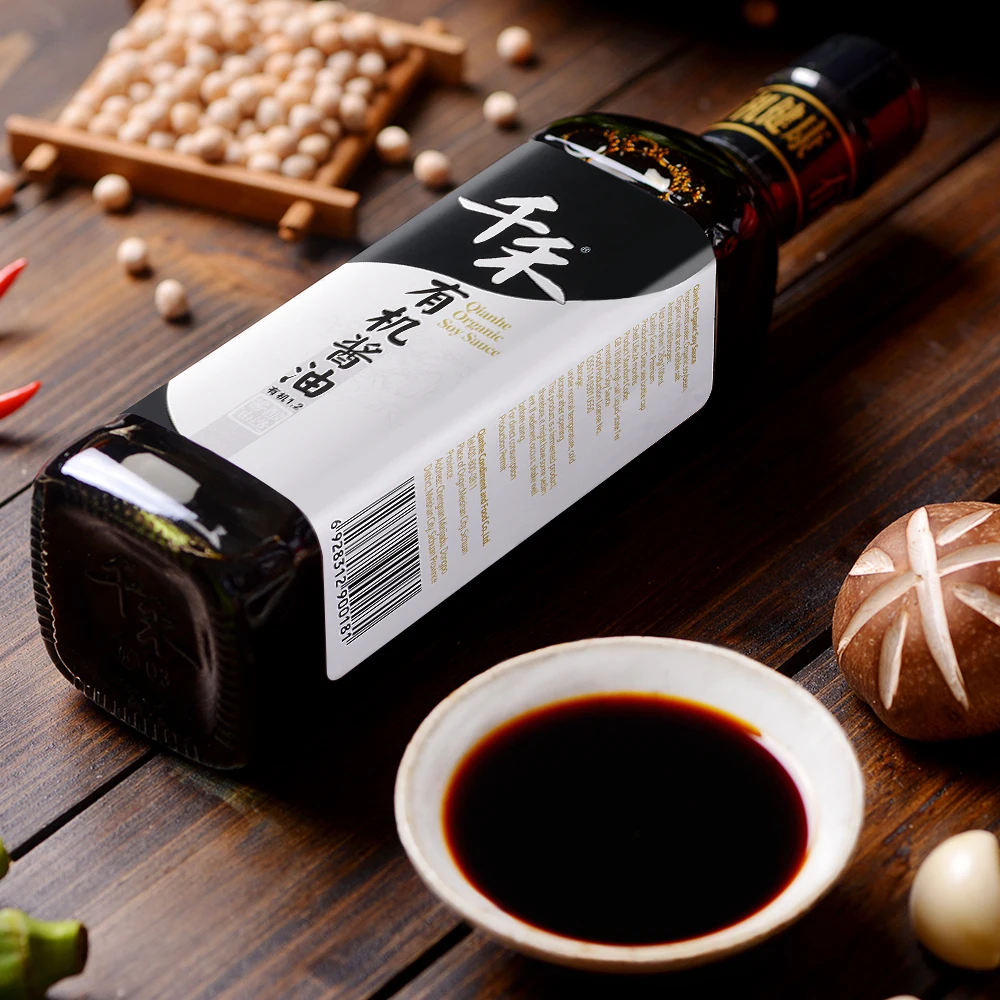 Organic 500 ml Natural Brewing Soy Sauce with No chemical Additives Organic and Non-GMO Materials or OEM