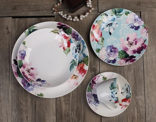 European Ceramic Tableware Bowl Plate Dinner Set Fine Bone China with Flower Dinnerware Sets Europe on Glaze Dinnerware Set