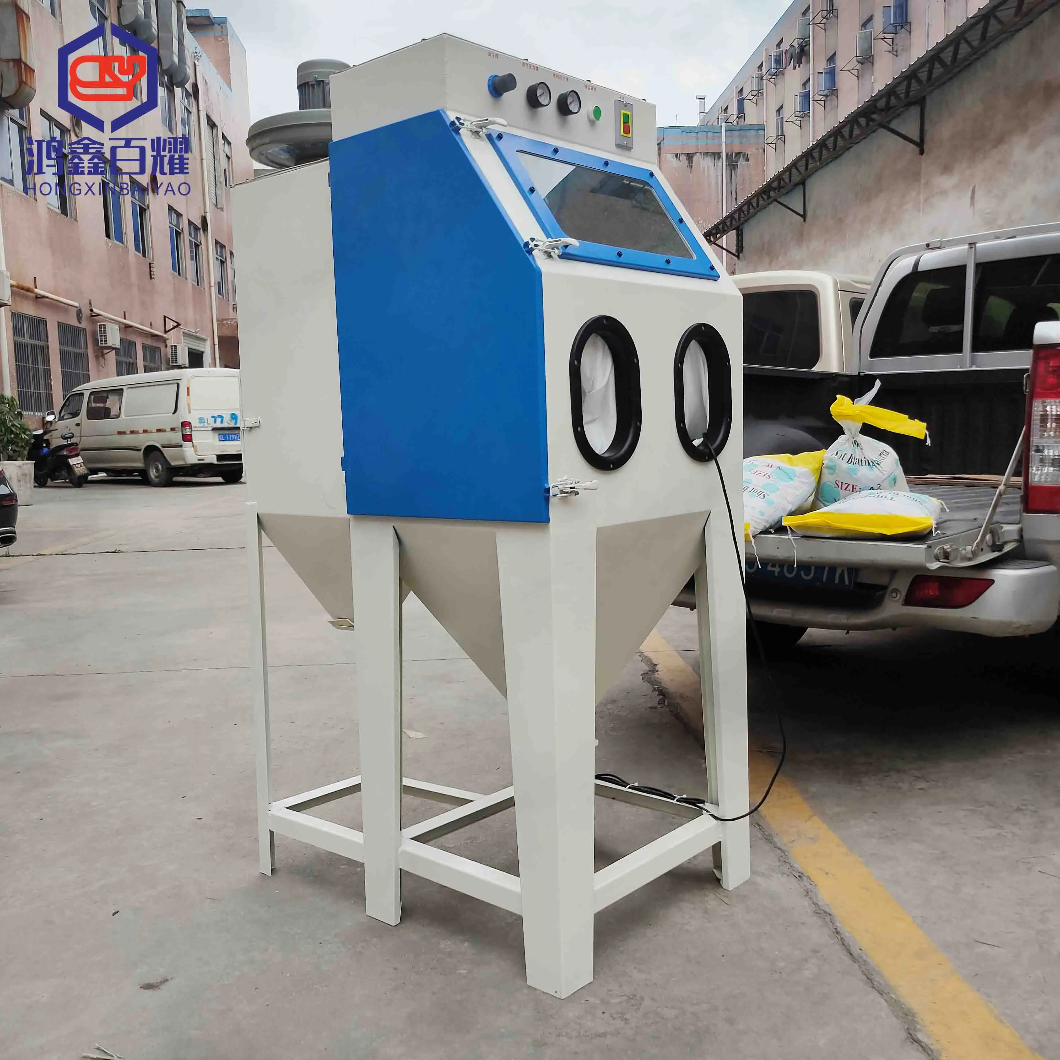 
Sandblast Cabinet Industrial BY-6050 Sandblasting Machine Pneumatic Rust Remover Portable Sand Blasting Pot 