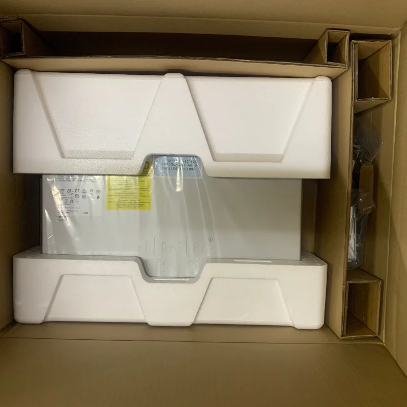 Original 9200L 48 Port Data 10/100/1000Mbps with factory price Switch C9200-48T-E