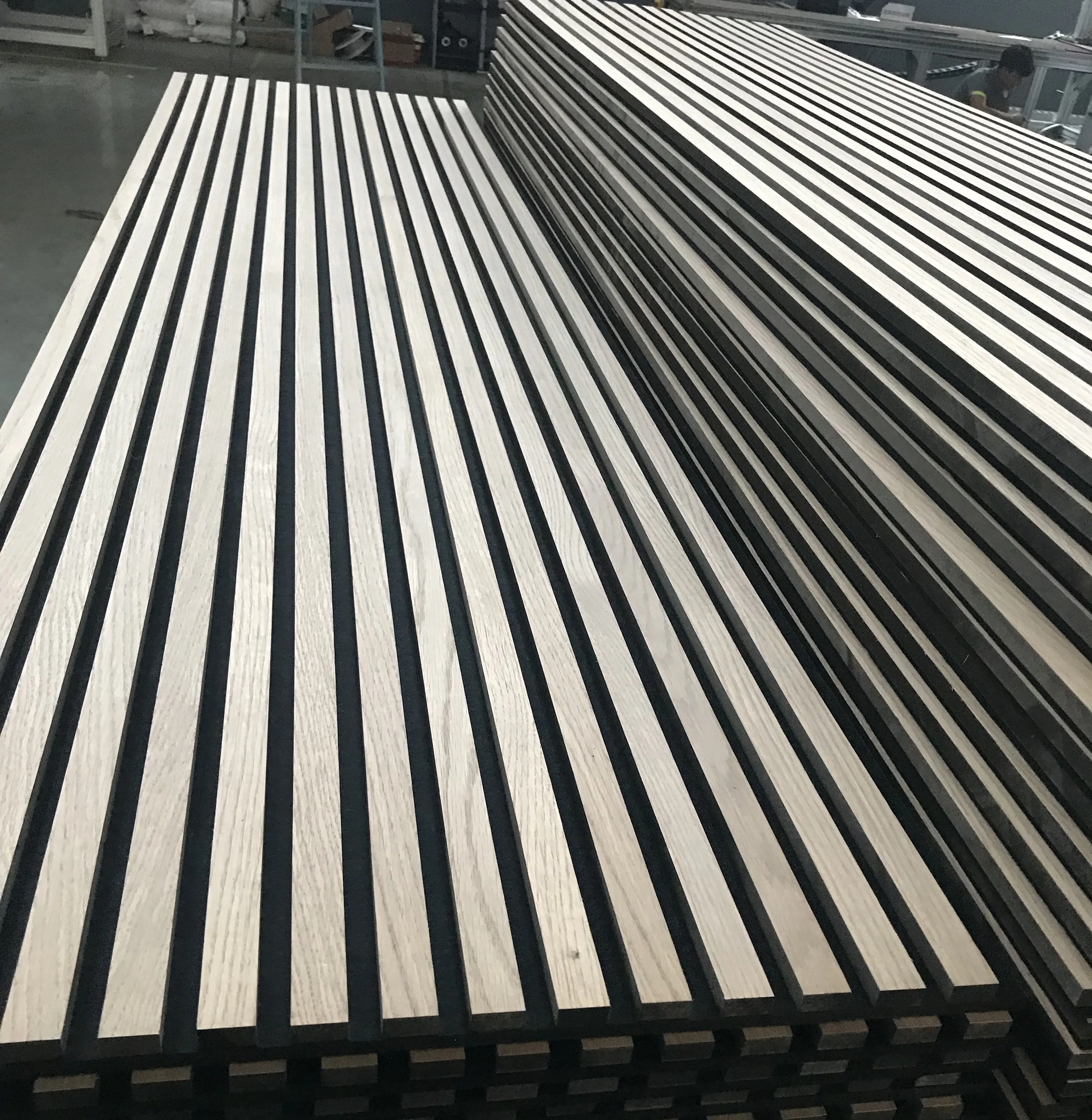 Luxury Flexible 3d Pine Slats Grill Interior Solid Wood Fluted Wall Panels