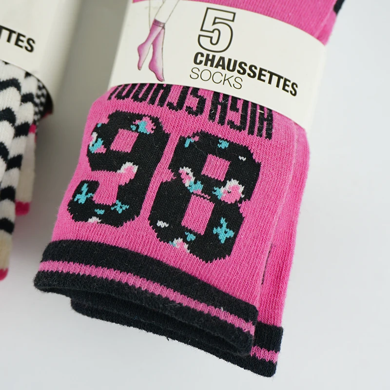 Colorful Stripe Cute Jacquard Women Crew Cotton Four or Five Pairs of Socks