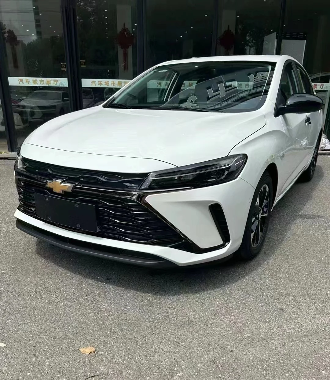 Deposit Hot sale stock car sold best price chevrolet monza 2023 1.3T sedan cars used vehicles cheap chevrolet cruze