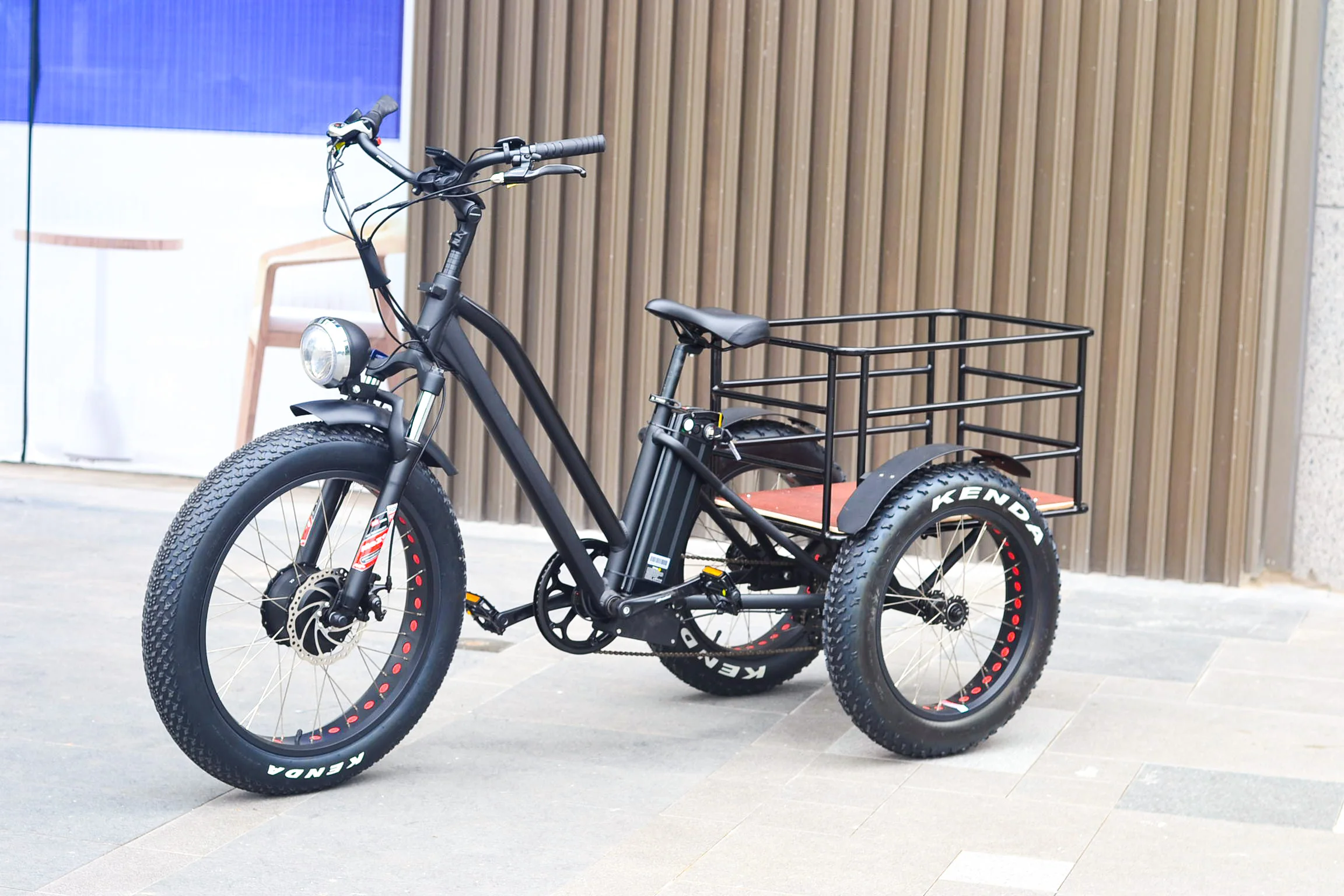 BEITE/TDE-09Z 250W Bafang electric bicycle, with wooden box