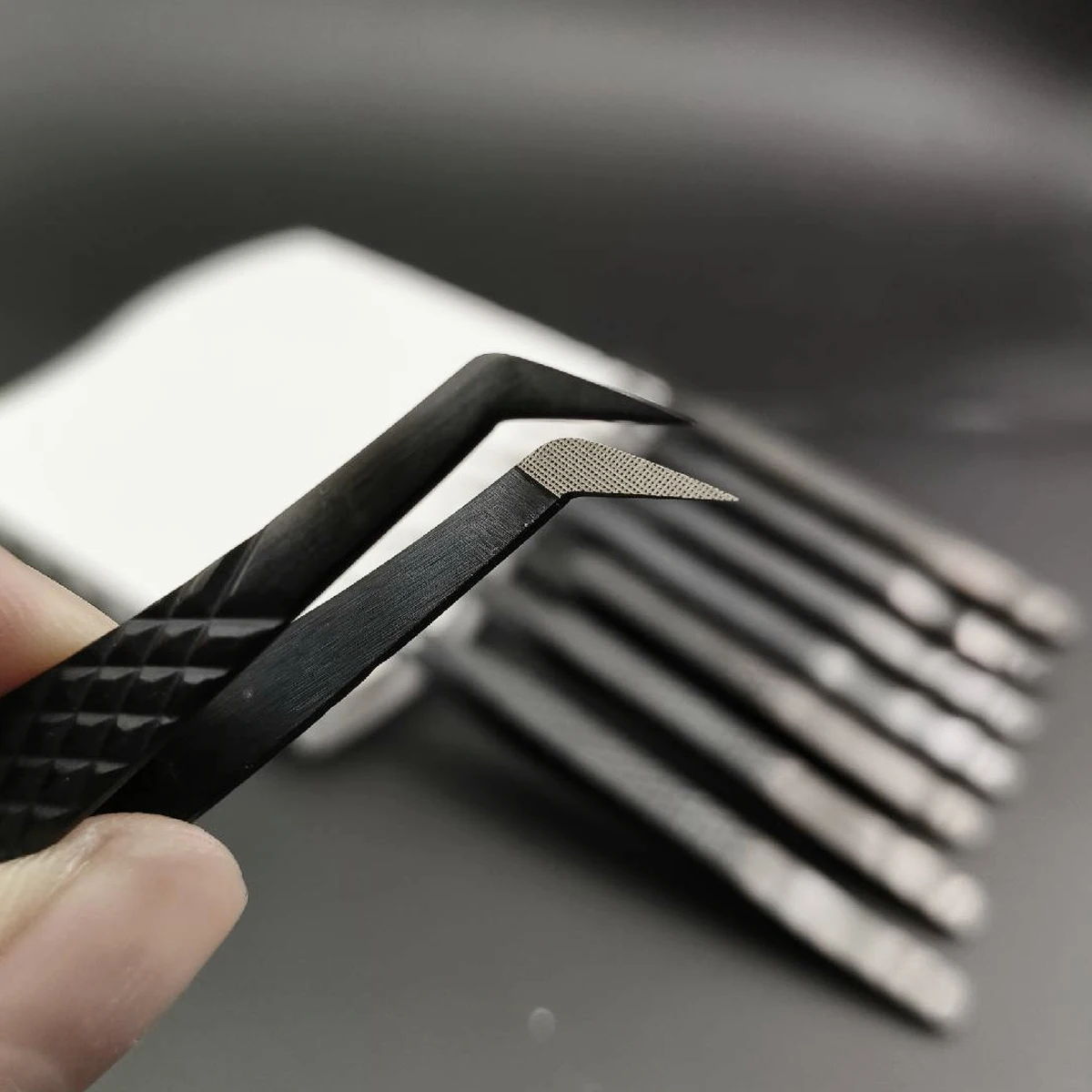 Wholesale Customize Black Matte Eyelash Extension Fiber Tip Tweezers Stainless Steel Lash Tweezer and Accept logo Customization
