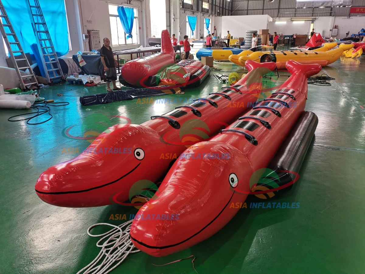 Water Games Equipment 0.9mm Pvc Inflatable Boat Towable Tube Inflatable Dolphin Banana Boat For 10 Person
