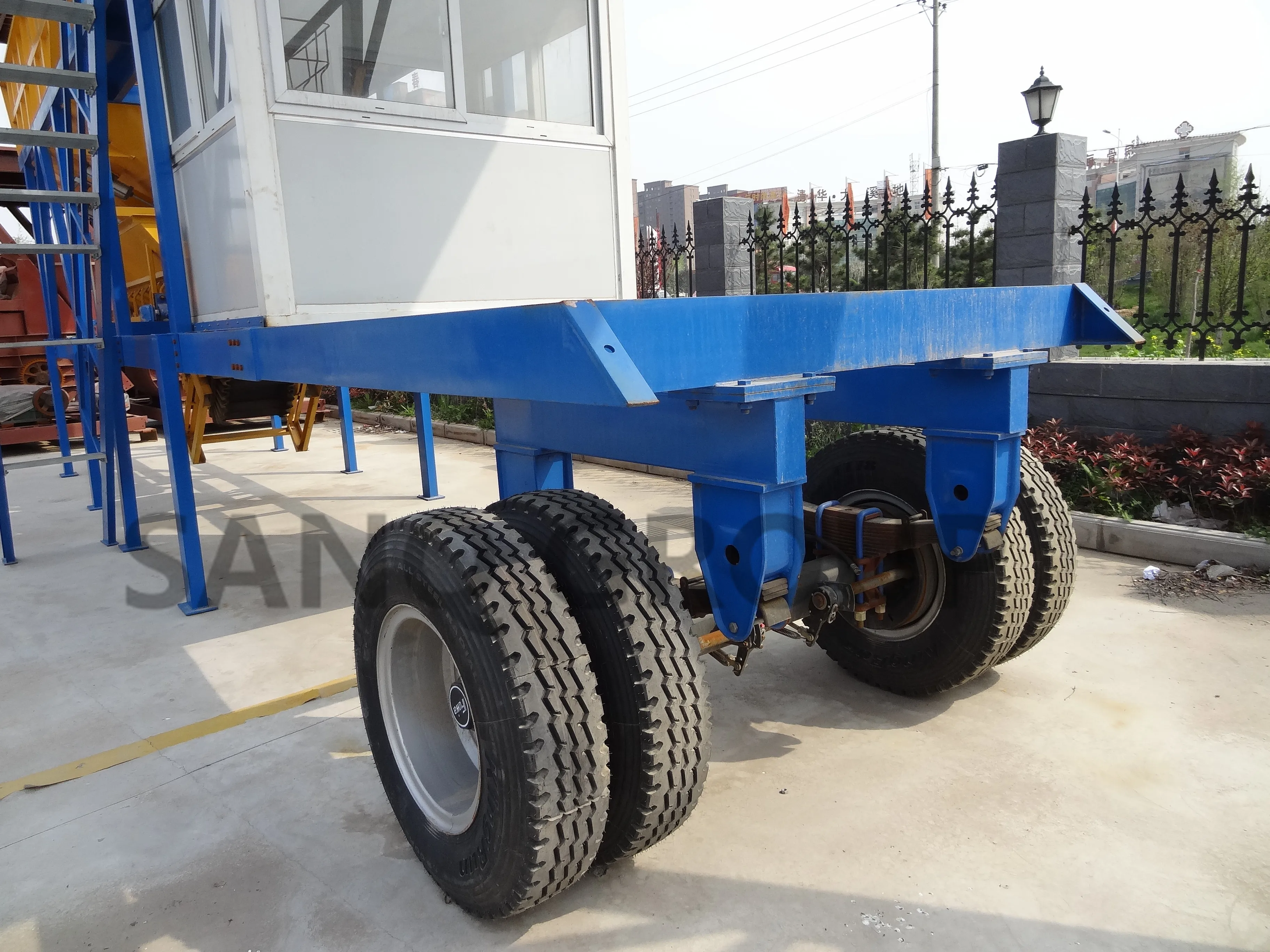 SANQ YHZS25 Ready Mixed Concrete Batching Equipment Road Mobile Concrete Batch Plant With 100T Cement Silo