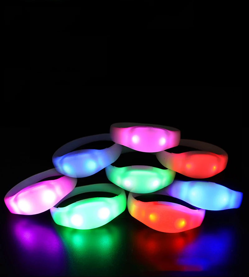 Bulk Custom Logo Remote Controlled LED Bracelet Concert, DMX Control LED Wristband Bracelet For Event