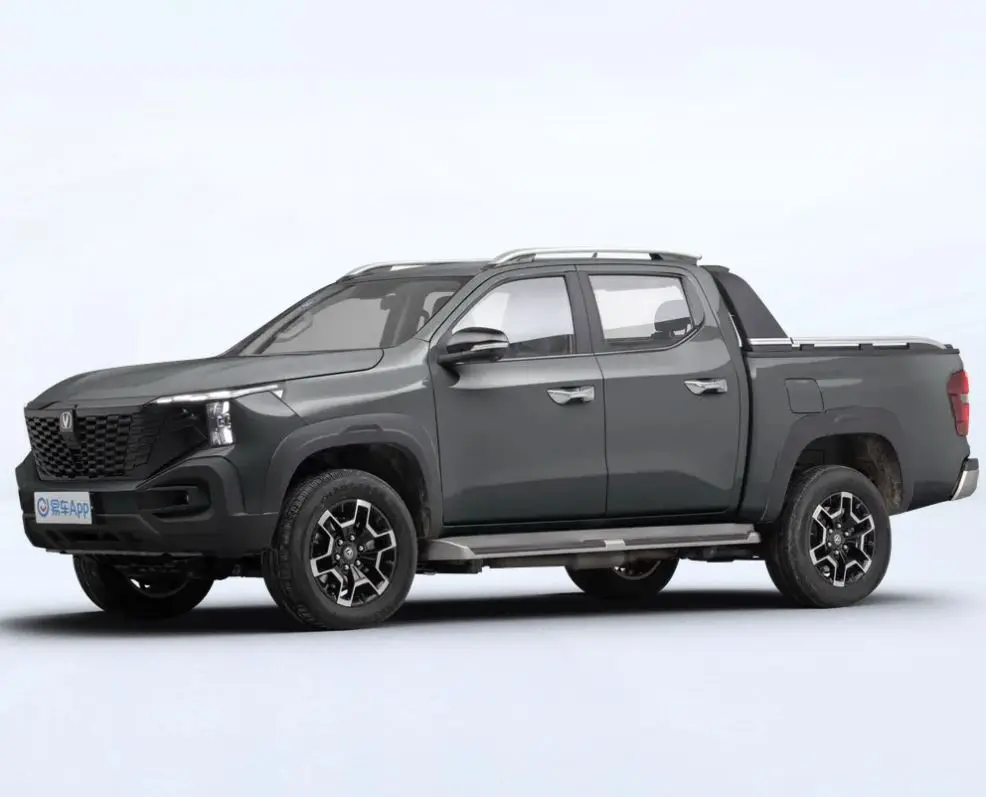 2024 2.0T Manual/Automatic Two-Drive Model Auto Vehicles Gasoline Car Changan F70 Blue Whale