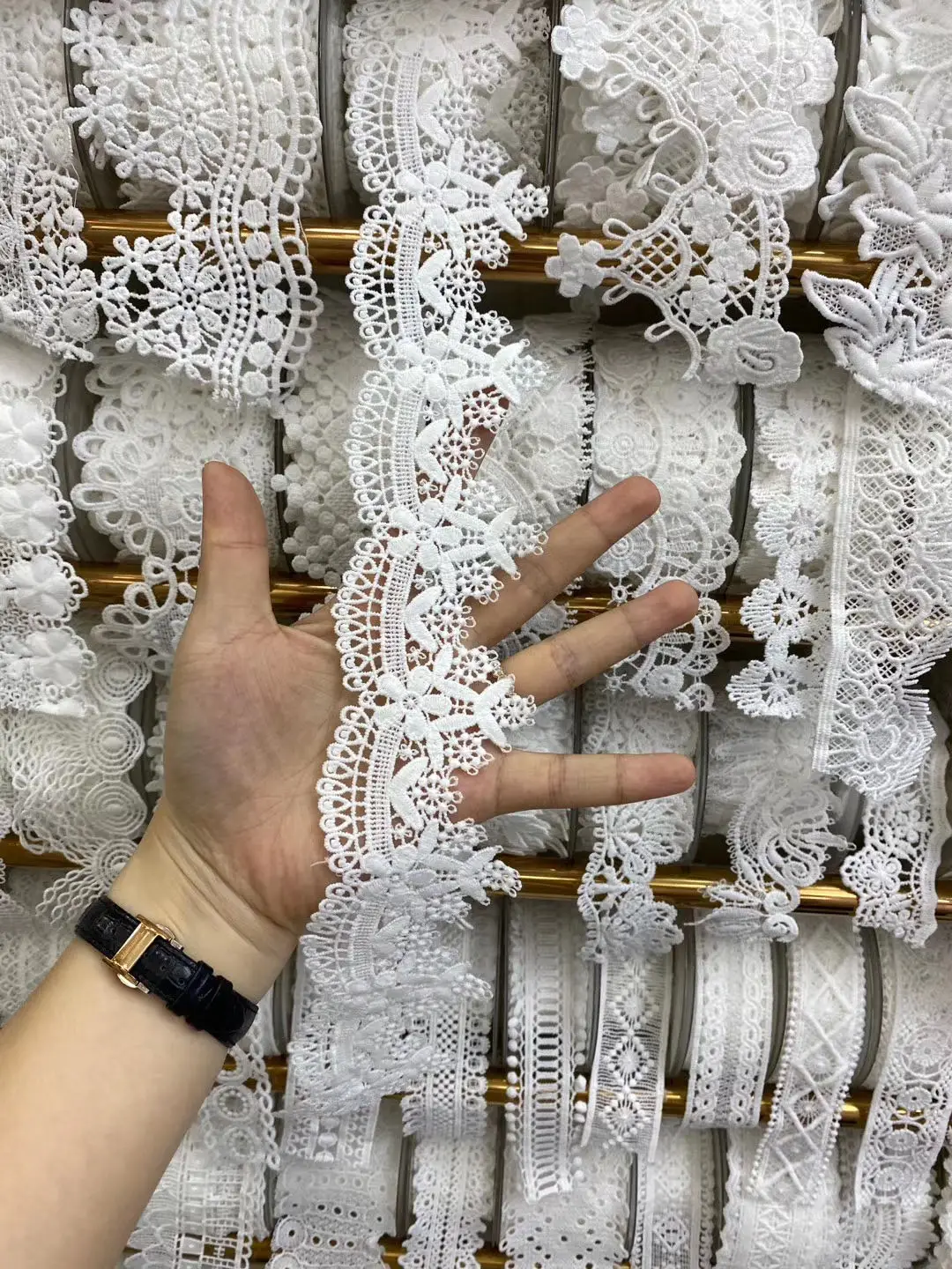 Top Quality Custom Embroidery Lace Trim Fancy White Border lace For Garment Accessories