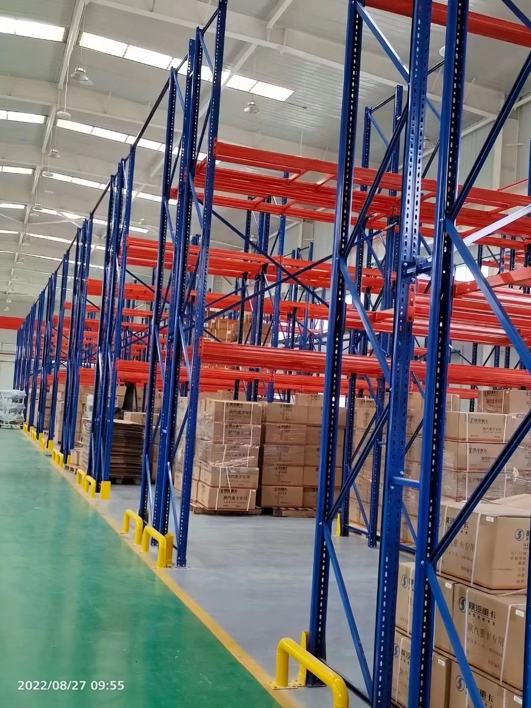 Сверхпрочные поддоны, Регулируемые промышленные полки для складов