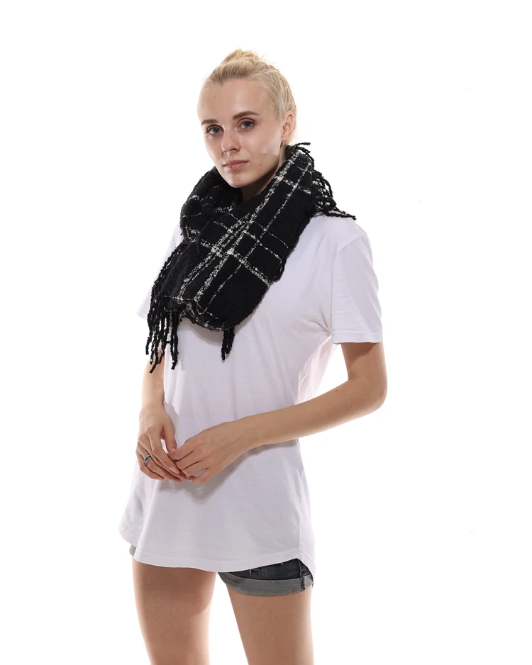 Wholesale Stripe Pattern 16 Options Chiffon Beaded Hijab Jewelry Infinity Pocket Scarf Infinity buffalo blanket plaid scarf