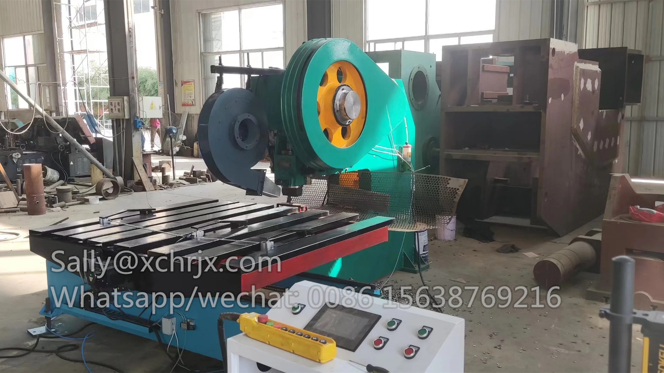 2023 New Type 960 pcs/min Full Automatic Roofing Nail Cap Making Machine