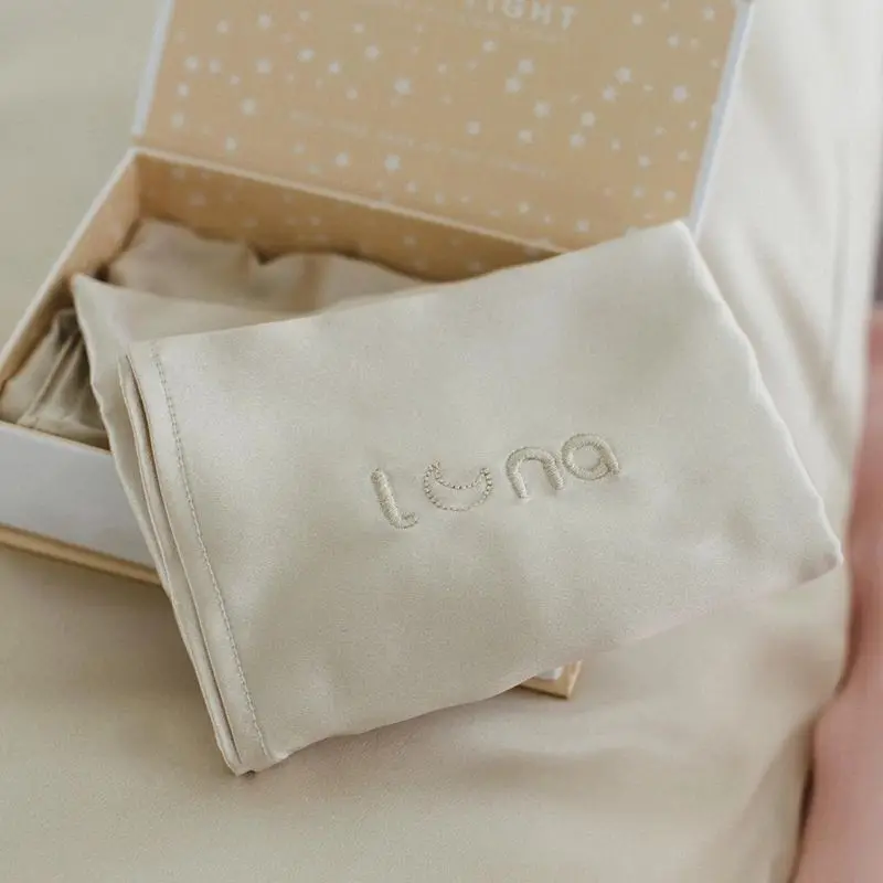 22 MM 100% Organic Mulberry Silk Pillowcase for Hair and Skin Silk Pillow Cases with Embroidery Logo in gift box