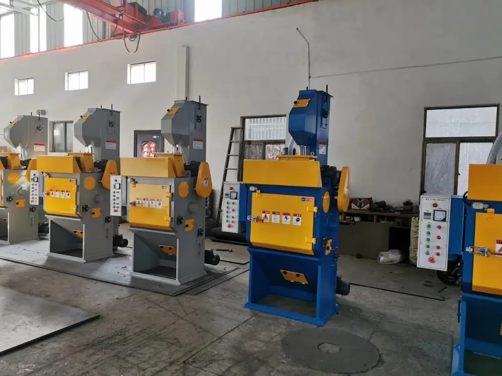 Q324 Crawler Rubber Tumble Type Conveyor Belt Shot Blasting Machine