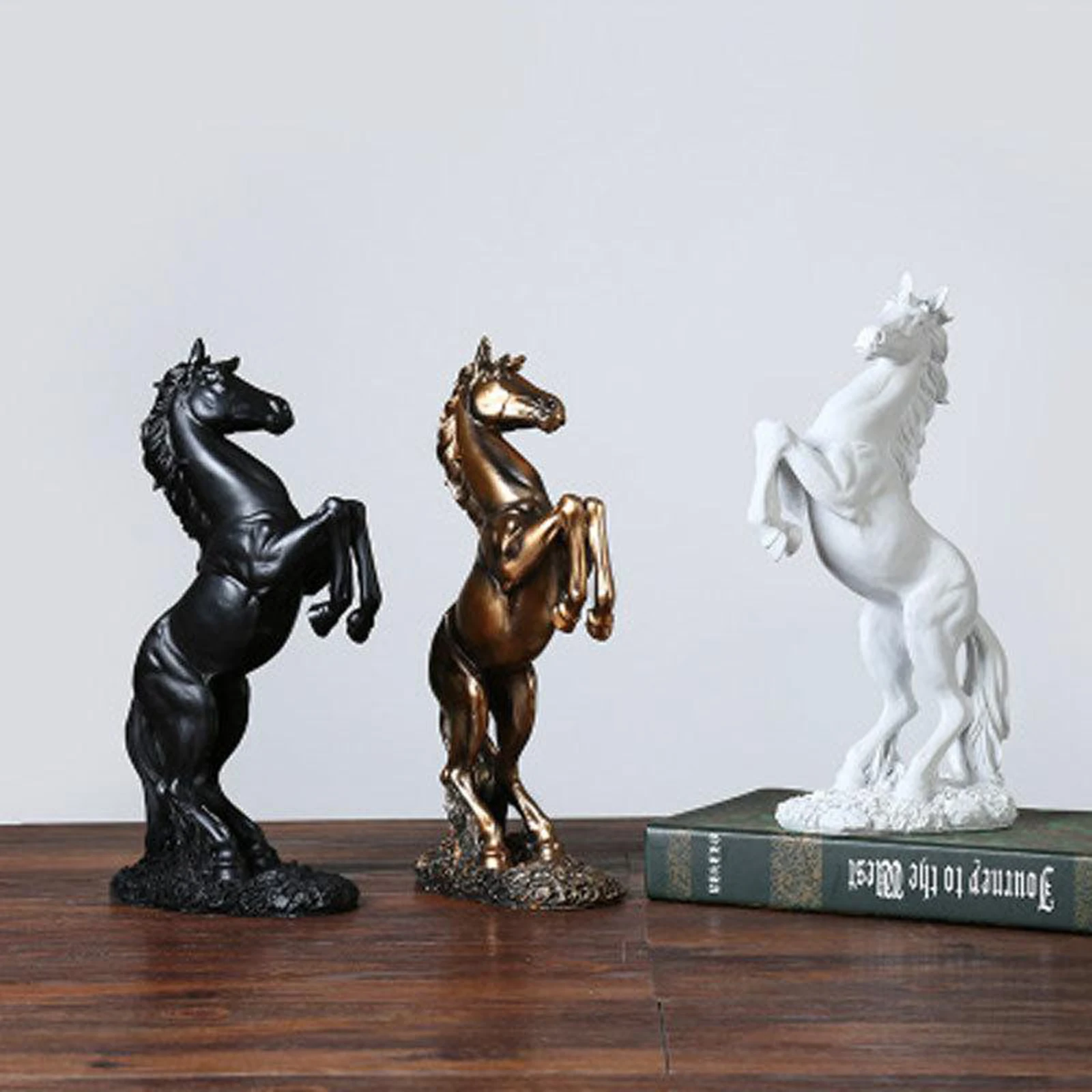 Horse figuriue custom resin crafts animal statue home decoration tabletop decoration sculpture
